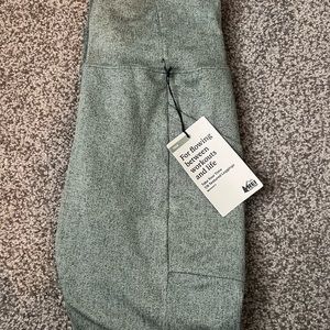 REI Green Textured Take Your Time Leggings